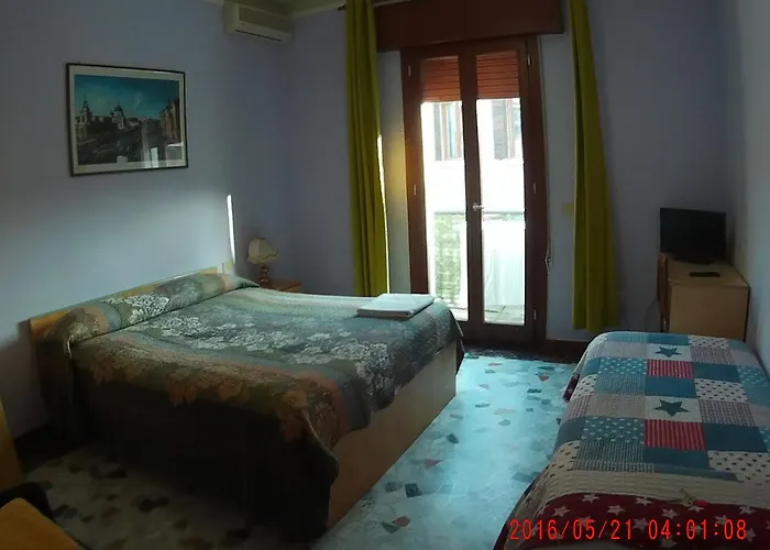 The Caponi Bros Bed & Breakfast Mestre