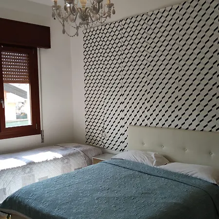 The Caponi Bros Bed & Breakfast 2*