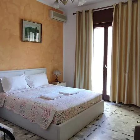 The Caponi Bros Bed & Breakfast Mestre