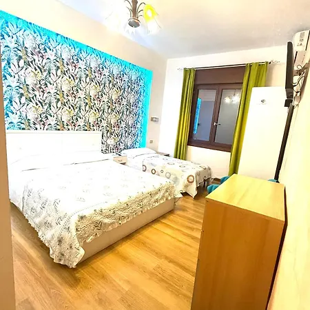 The Caponi Bros Bed & Breakfast 2*