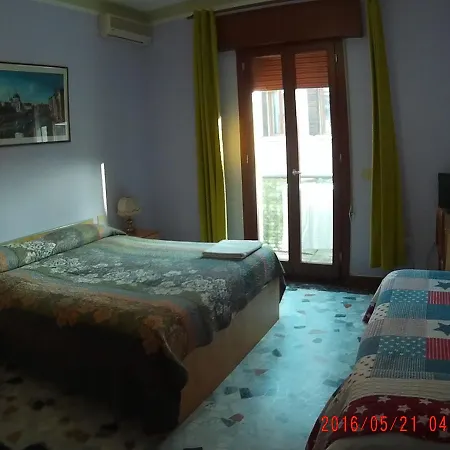 The Caponi Bros Bed & Breakfast Mestre