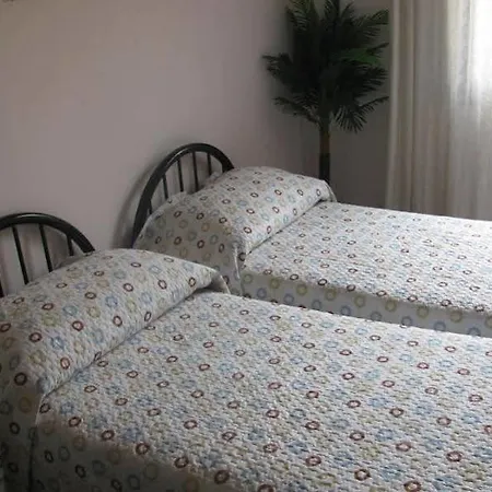 The Caponi Bros Bed & Breakfast 2*