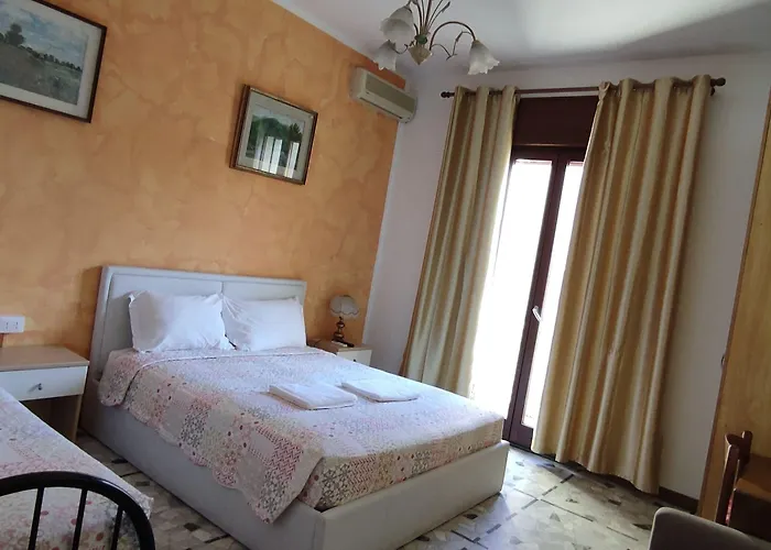 The Caponi Bros Местре