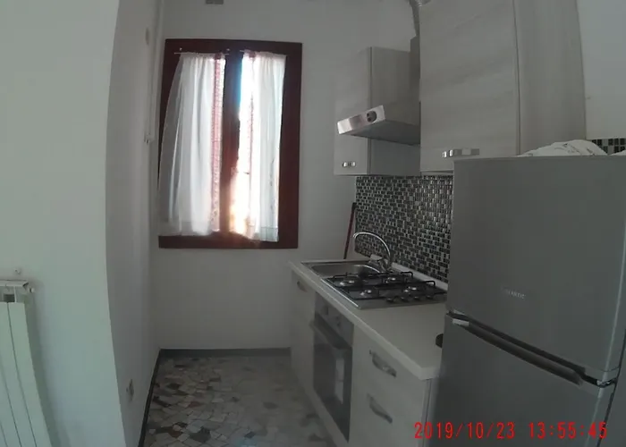 The Caponi Bros Местре