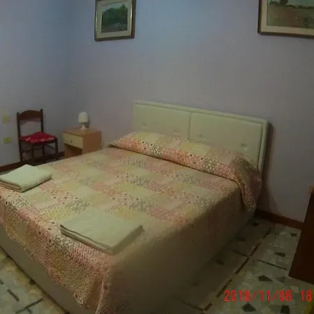 The Caponi Bros Bed and Breakfast Μέστρε