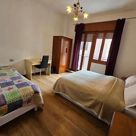 The Caponi Bros Bed and Breakfast 2*